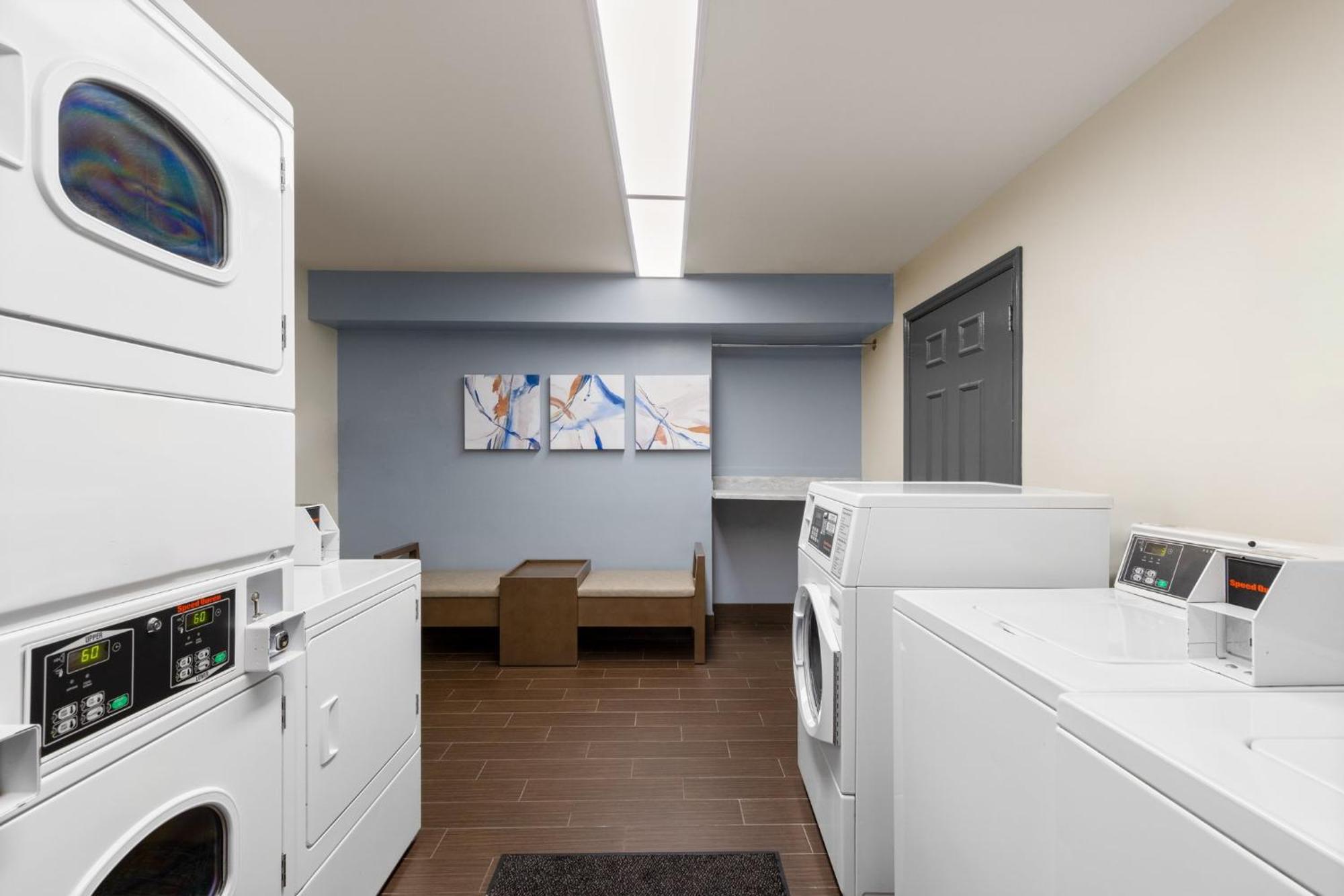 Candlewood Suites St Louis St Charles By Ihg Saint Charles Εξωτερικό φωτογραφία